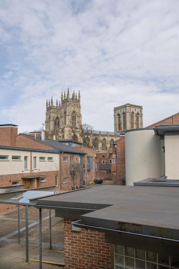 St Helen'S House With Minster Views Lejlighed York Eksteriør billede
